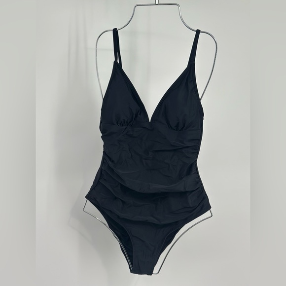 Cupshe Women's One Piece Ruched Swimsuit Tummy Control Bathing Suits Sexy V Neck - Picture 1 of 3